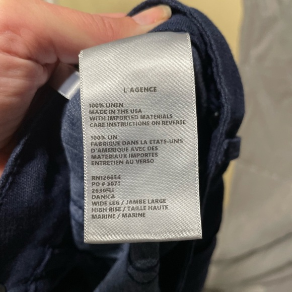 L'AGENCE Deep Navy Buttoned Garment - Picture 2 of 6